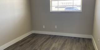 5618 South 12th Avenue Gallery 6