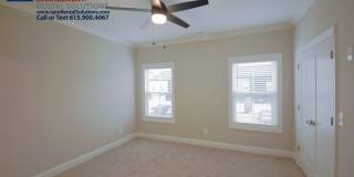 Luxury 2BR townhome in the heart of Murfreesboro- neighborhood pool, hi-speed internet included! Gallery 14