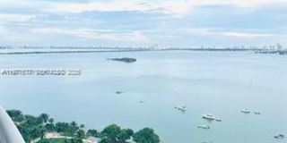 1750 N Bayshore Dr # 2302 (A11977577) Gallery 19