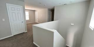 Inspirada 4-Bedroom 3-Bathroom Home! Gallery 11