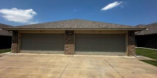 3 Bedroom 2 Bathroom 2 Car Garage Duplex In Moore Gallery 1