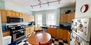 4beds 1.5bath in Somerville is available in 9/1 Gallery 1