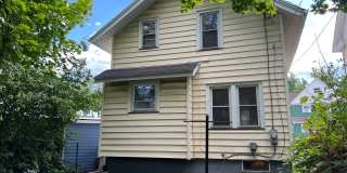 THE CUTEST 3 BEDROOMS SINGLE HOME !! 1St floor bedroom Gallery 39