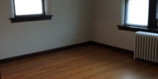 1642 Charles Gallery 3