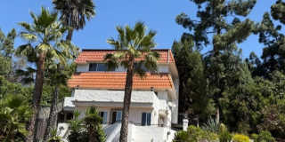 1.5 Bedrooms - 1.5 Bathrooms Split Level House -  Mt. Helix Artist’s Colony Executive Rental Gallery 4