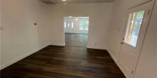 115 Hickman Street Gallery 12