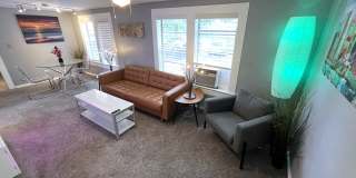 304 North Keech Street - Room 4 Gallery 9