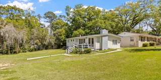 4 Bedroom House Minutes from FSU Gallery 4