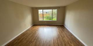 Charming 3 Bed / 2 Bath Ranch on Large Lot – Cul-de-Sac Location – $2,495/mo Gallery 4