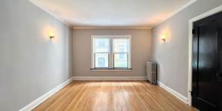 2106 W Ainslie Gallery 2