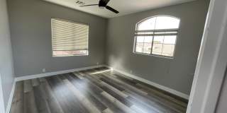 2225 E Detroit Street Gallery 22
