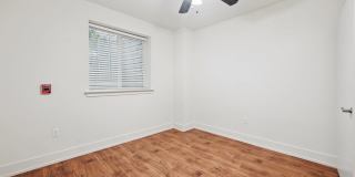 1501 W Master St Gallery 10