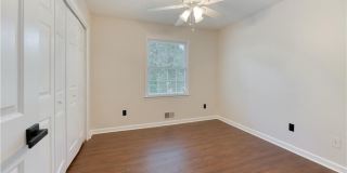 61 Powers Ferry Manor SE Gallery 32