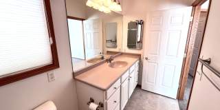 Dog Friendly 3 bed 2 bath Home Dog Friendly 3 bed 2 bath Home Gallery 13