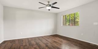 1382 ALMOND DR Gallery 9