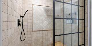 615 E Portland Street Gallery 20