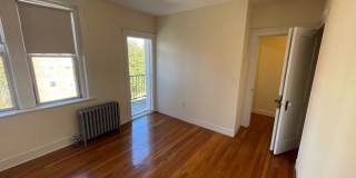 1-BED* w/HEAT & HW * BRIGHTON @ Comm & Wash * Gallery 1