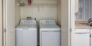 Regency Palms Apartments - Affordable Housing Gallery 25