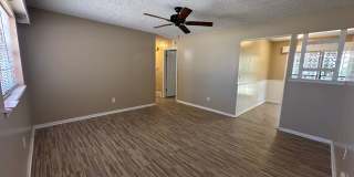 3 bed, 1 1/2 bath, 1 car garage Gallery 22