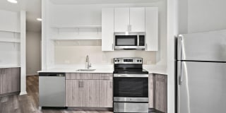 River House Apartments Gallery 16