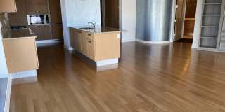 Beautiful 2 Bedroom Condo in Whitefish Bay Gallery 1