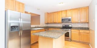 1513 N CLYBOURN Avenue Gallery 4