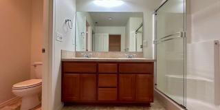 Modern updated 5 BD / 3 BA with Double Car Garage in Oregon City! Modern updated 5 BD / 3 BA with Double Car Garage in Oregon City! Gallery 32