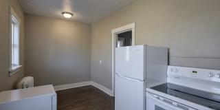 Remodeled Historic Brick Apartments Gallery 21