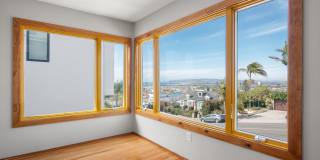 Ocean Beach 2 Bedroom + Bonus Room. Panoramic Water Views! Gallery 12