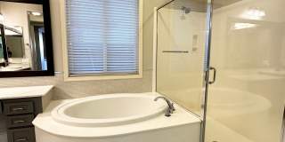 HIGHLY DESIRABLE AND SPACIOUS HOME FULLY EQUIPPED WITH SOLAR PANELS + LANDSCAPING INCLUDED Gallery 24
