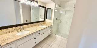 Beautiful 3 bed/3 bath In Costa Mesa Gallery 22