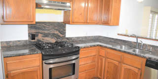 Beautiful 3 Bedroom and 2 Bathroom Home Gallery 8