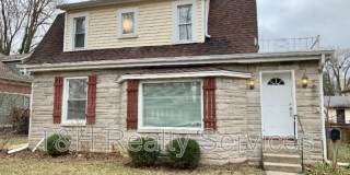 6155 Broadway Street Gallery 1