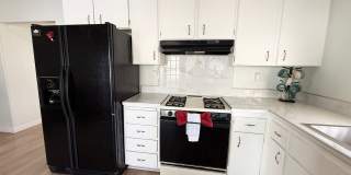 Fully Furnished 4-Bedroom Home in Prime Central Las Vegas Location Gallery 8