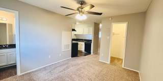 Awesome open Studio Apartments Close to Downtown Gallery 28