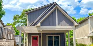 Beautiful Newer Construction in WAVL Gallery 1