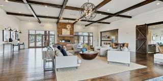 53 West Luxury Apartments Gallery 14