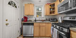 211 MADEIRA Street Gallery 14