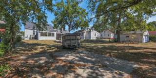 Newly Refreshed 3-Bed Bungalow with Bonus Sunroom & Finished Attic – Columbus Living! Gallery 31