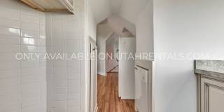 1040 E 200 S Gallery 8