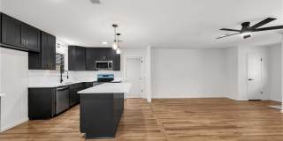 1414 S West Avenue Gallery 6