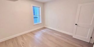 120 Emerson St Gallery 18