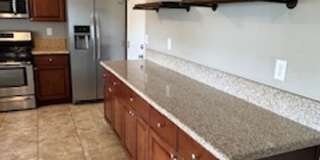 Charming 3 Bedroom 2 Bathroom Home Available for Rent!! Gallery 13