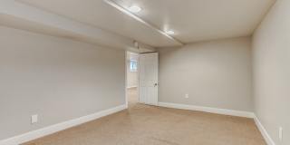4435 Clay Street Gallery 32