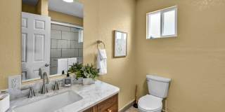 FULLY FURNISHED HISTORIC CHARMER BETWEEN UNR & DOWNTOWN – UTILITIES INCLUDED, MODERN UPGRADES, PRIME LOCATION Gallery 26
