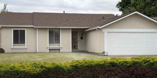 Recently updated home with new floors, paint & bathroom! Gallery 1