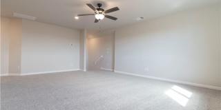 Luxury 4 Bedroom 3 Bathroom Home with bonus room & storm shelter in Deer Creek Schools- Neighborhood Pool/Park Gallery 12