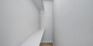2305 Longview St. Gallery 20