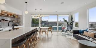 OPEN HOUSE: Thursday (7/2) 4:00pm-4:30pm. Stunning 3-Level Single Family Home with Modern Touches and Stunning Views in Bernal Heights (28 Montcalm Street) Gallery 10