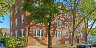 2520 W Belle Plaine Ave Gallery 10